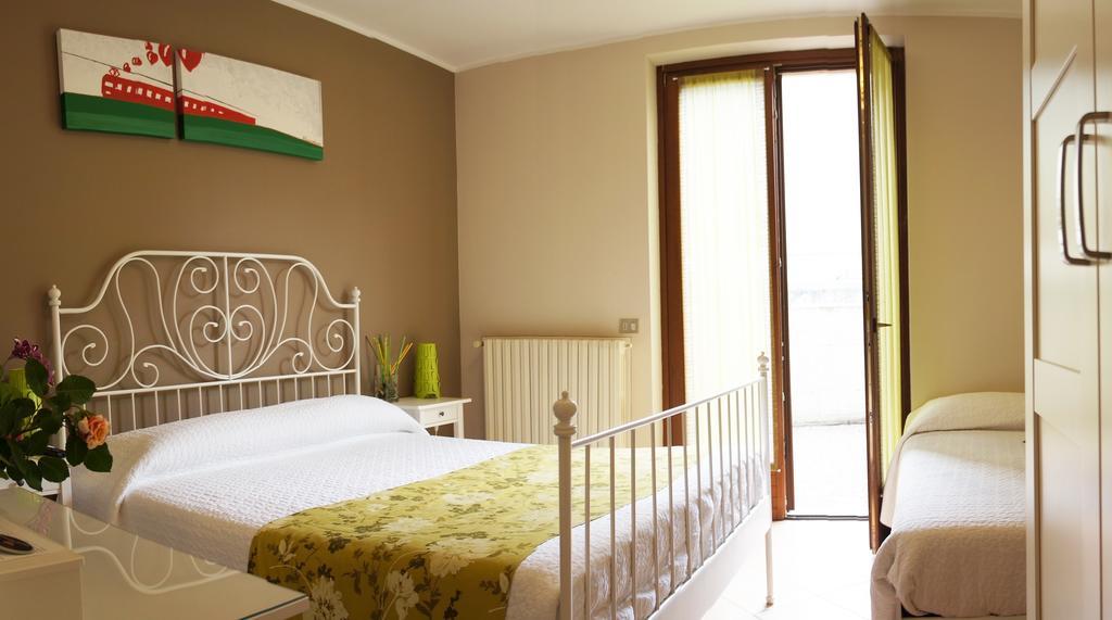 Alexander Rooms Tirano Camera foto